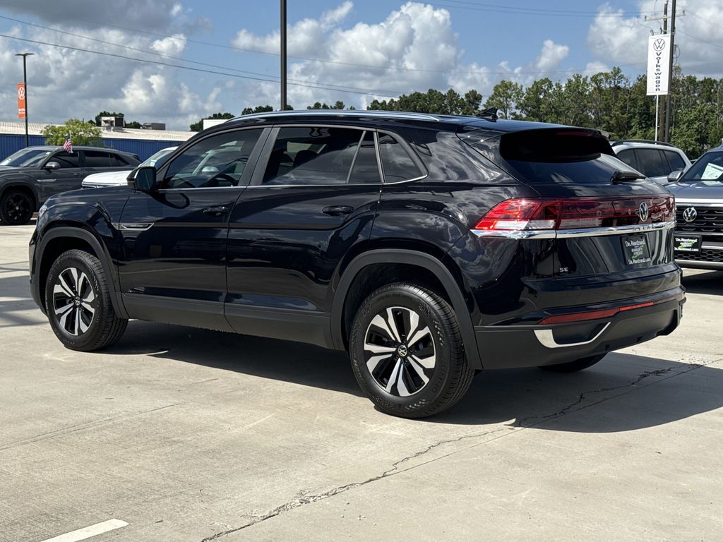 2026 Volkswagen Atlas Cross Sport 2.0T SE Black at DeMontrond Auto Country