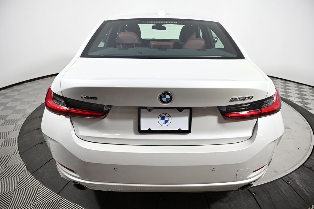 Thumbnail: 2023 BMW 3 Series - 4