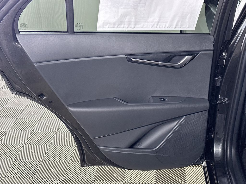 2026 Kia Niro LX