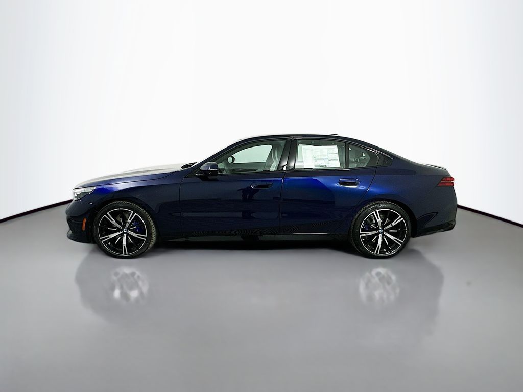 Thumbnail: 2026 BMW 5 Series - 8