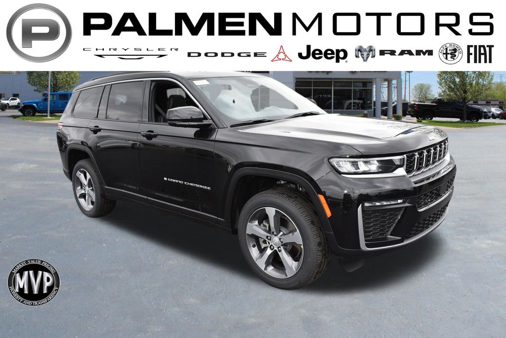 Diamond Black Crystal Pearlcoat 2026 Jeep Grand Cherokee L SUV / Crossover Four-Wheel Drive 8-Speed Automatic