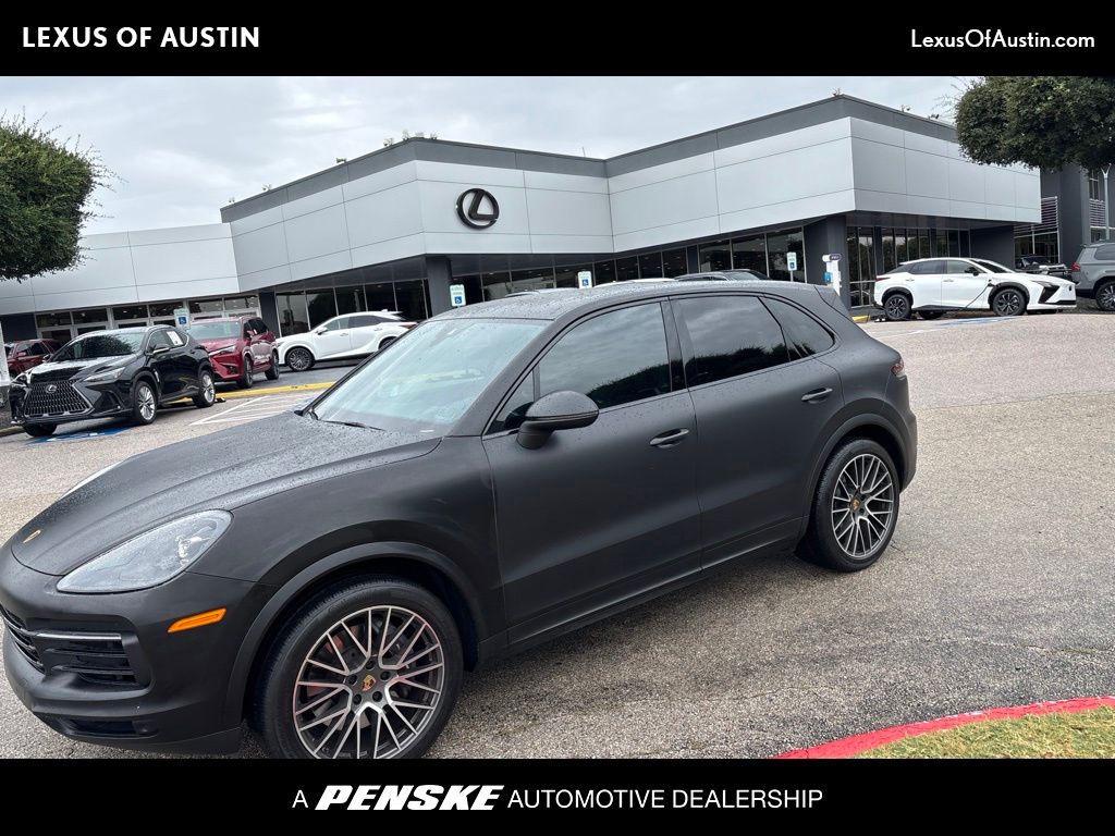 Thumbnail: 2021 Porsche Cayenne - 1