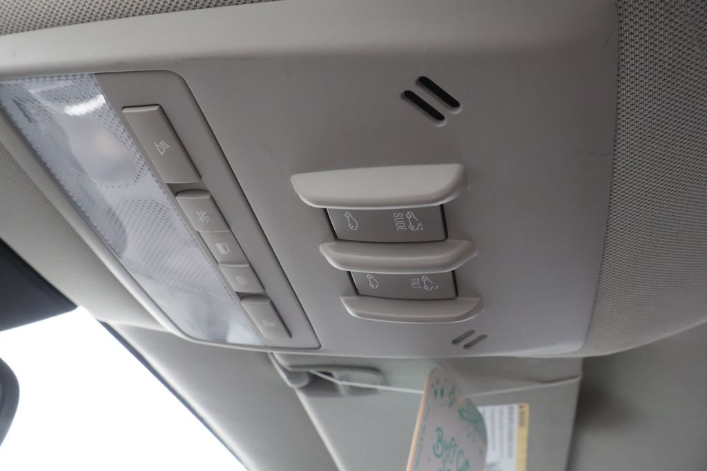 Thumbnail: 2016 Chevrolet Trax - 27