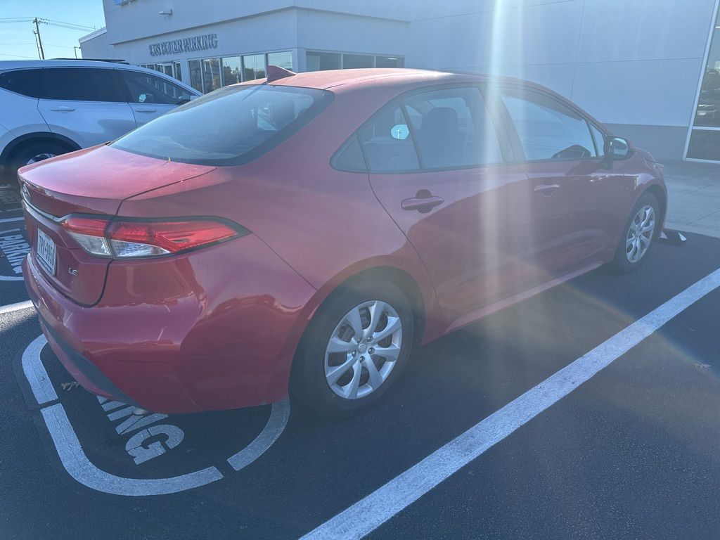 Thumbnail: 2021 Toyota Corolla - 4