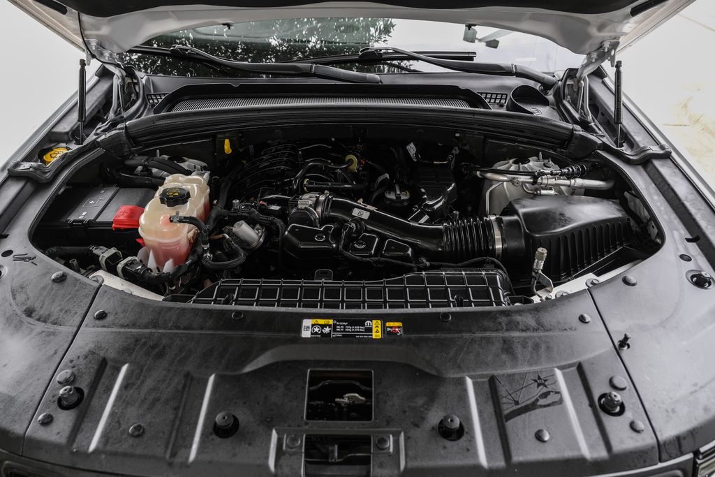 used 2022 Jeep Grand Cherokee L car, priced at $29,343