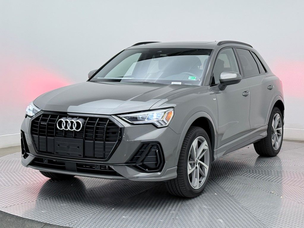 Thumbnail: 2025 Audi Q3 - 6