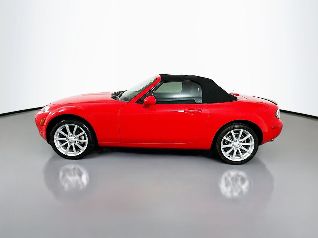 Thumbnail: 2006 Mazda MX-5 Miata - 8
