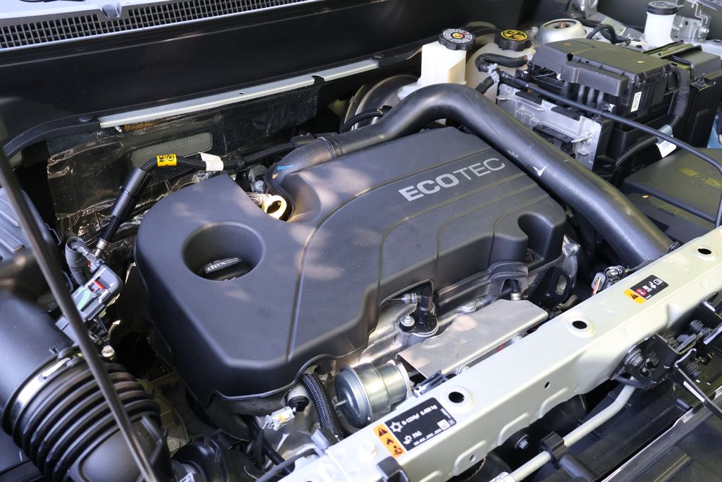 2022 Chevrolet Equinox LS 13