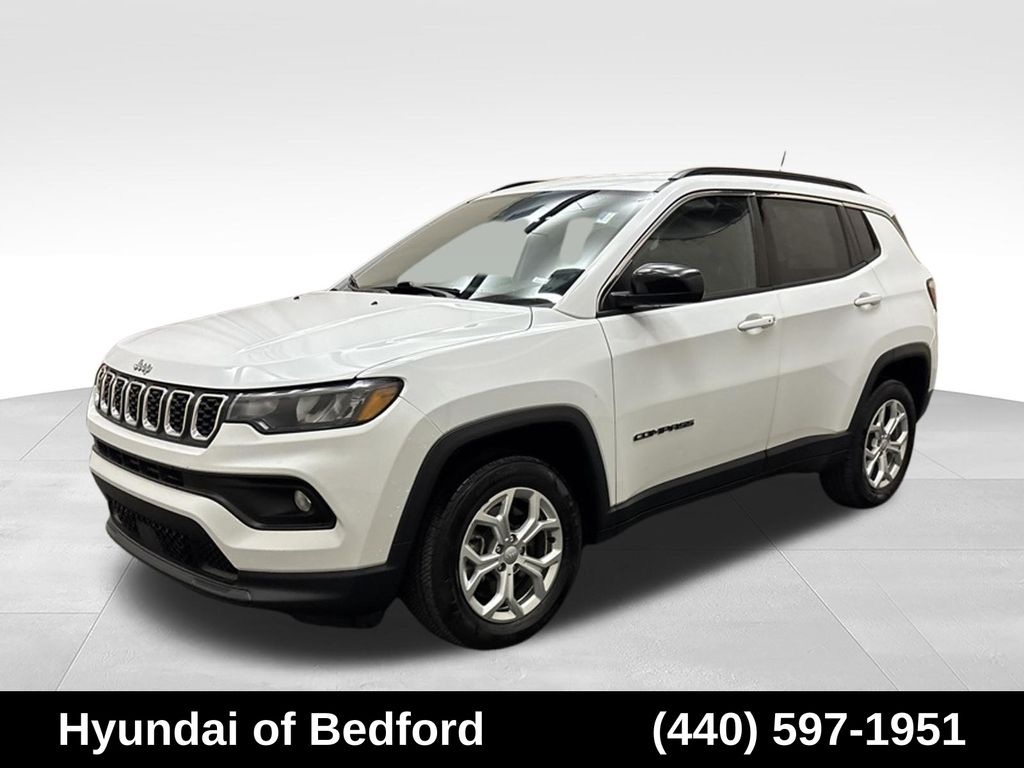 2024 Jeep Compass Latitude - Main Image