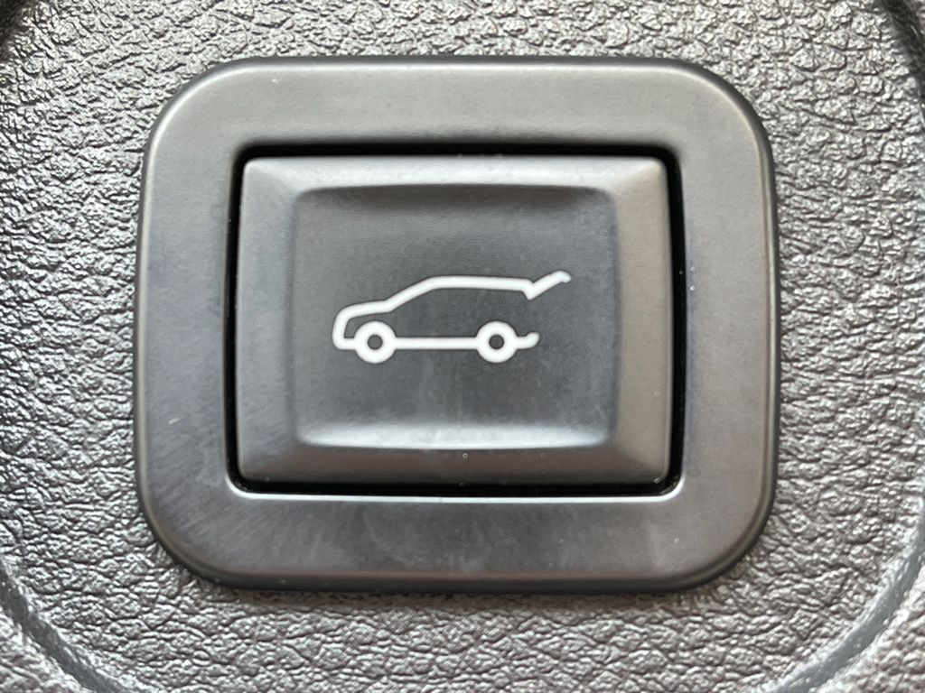 used 2017 Chevrolet Equinox car, priced at $11,595