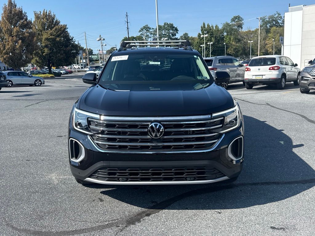 2024 Volkswagen Atlas 2.0T SE w/Technology Black at South Hills CDJR