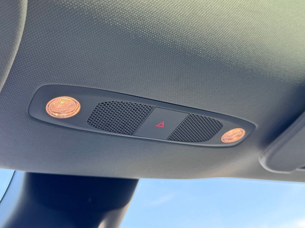 TeslaModel Y31