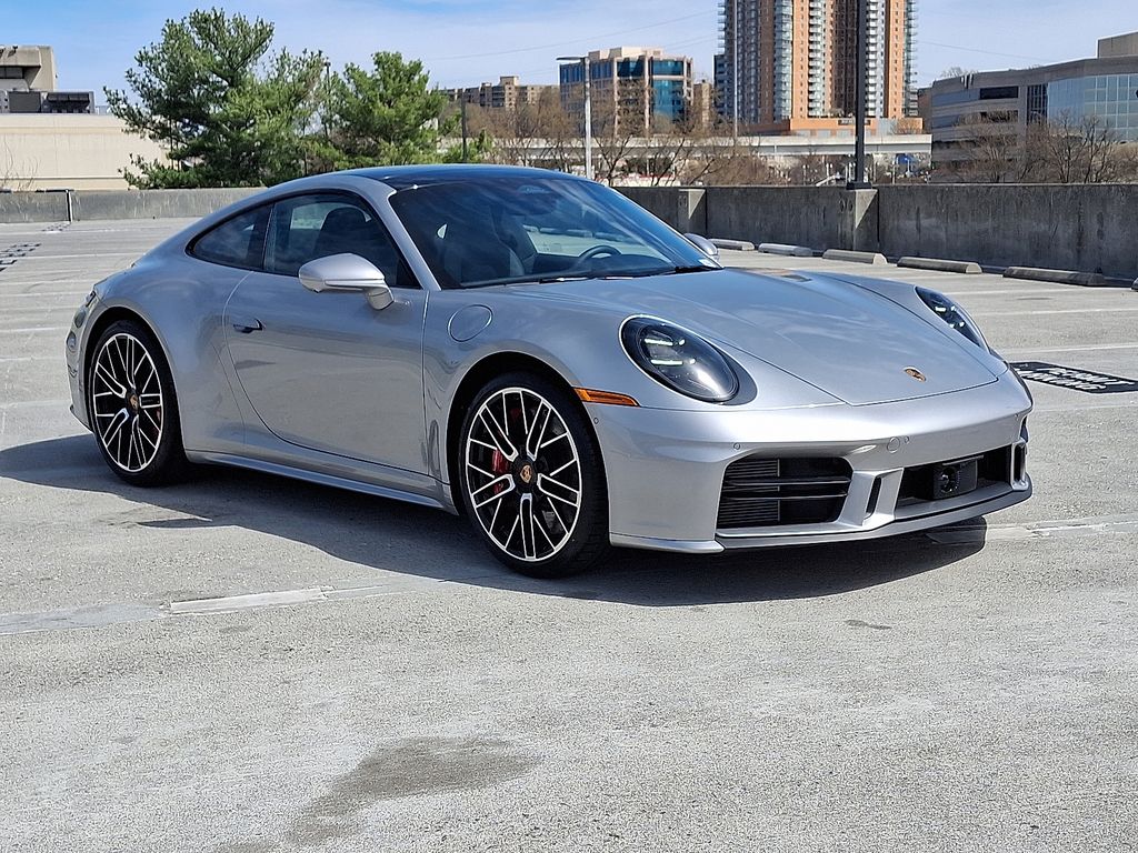 Thumbnail: 2026 Porsche 911 - 7