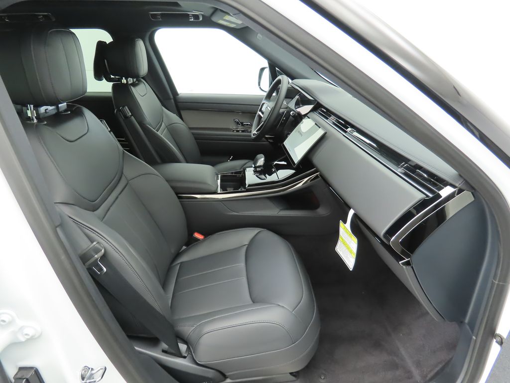 Thumbnail: 2025 Land Rover Range Rover Sport - 20