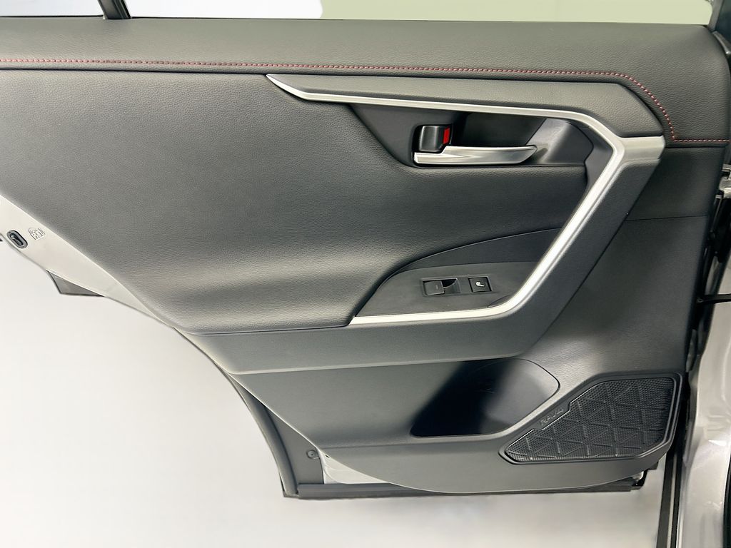 Thumbnail: 2025 Toyota RAV4 - 24