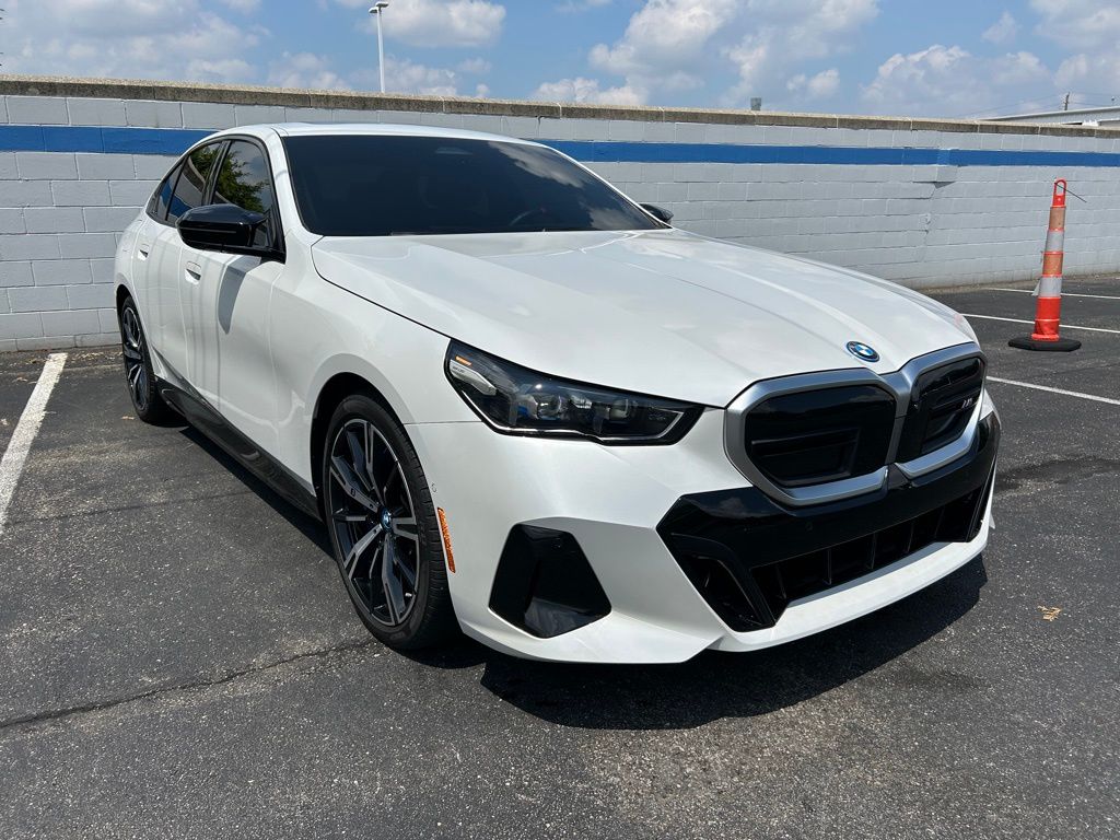 Thumbnail: 2024 BMW i5 - 7