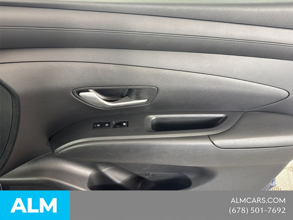 Used 2025 Blue Hyundai SEL image 18