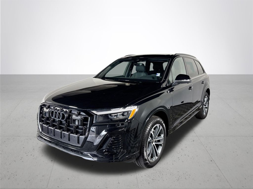 2025 Audi Q7 45 Premium Plus