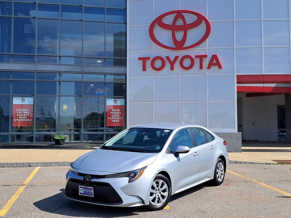 Classic Silver Metallic 2023 Toyota Corolla Sedan Front-Wheel Drive Continuously Variable Transmission