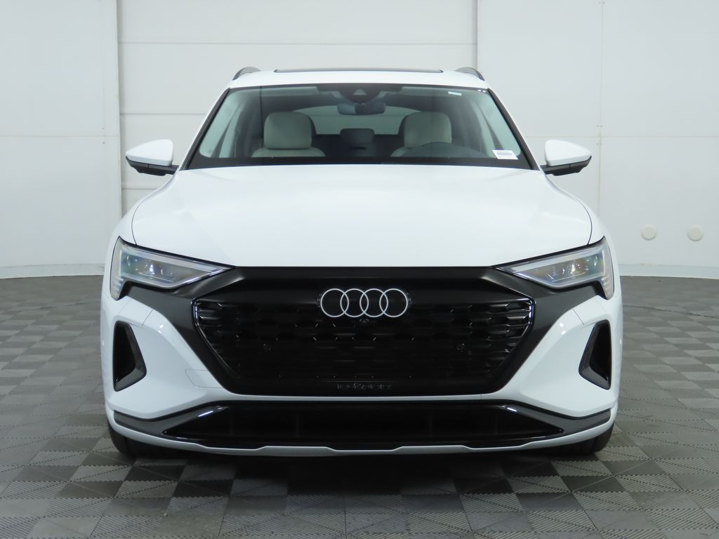 2024 Audi Q8 e-tron  2