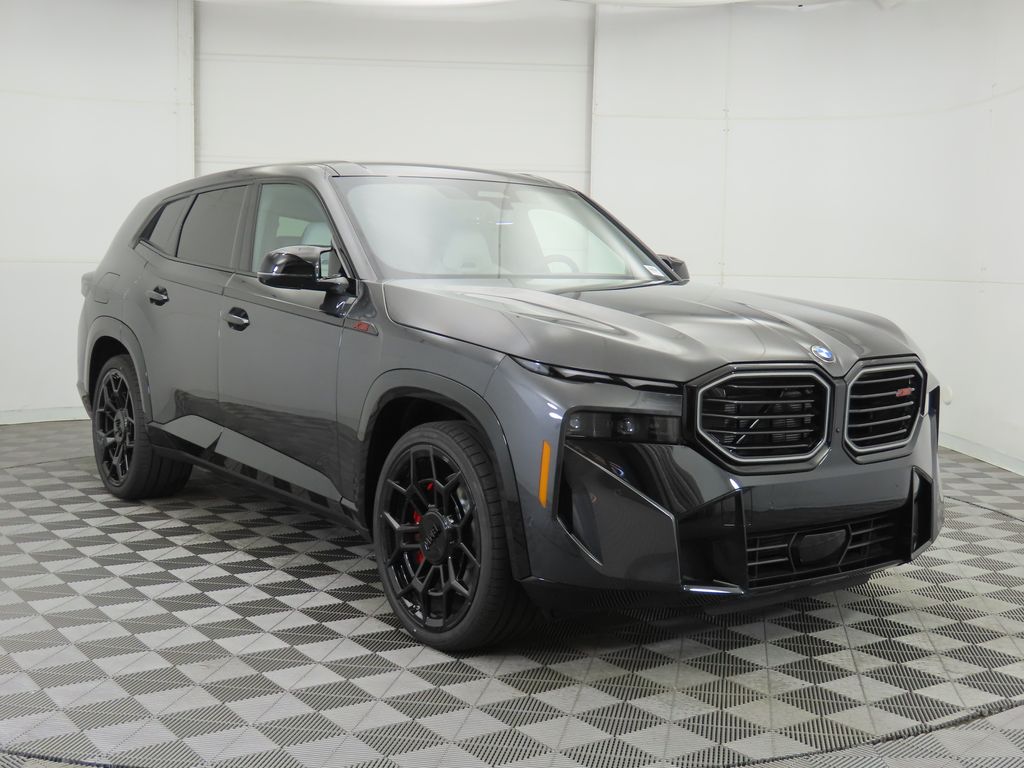 Thumbnail: 2026 BMW XM - 3