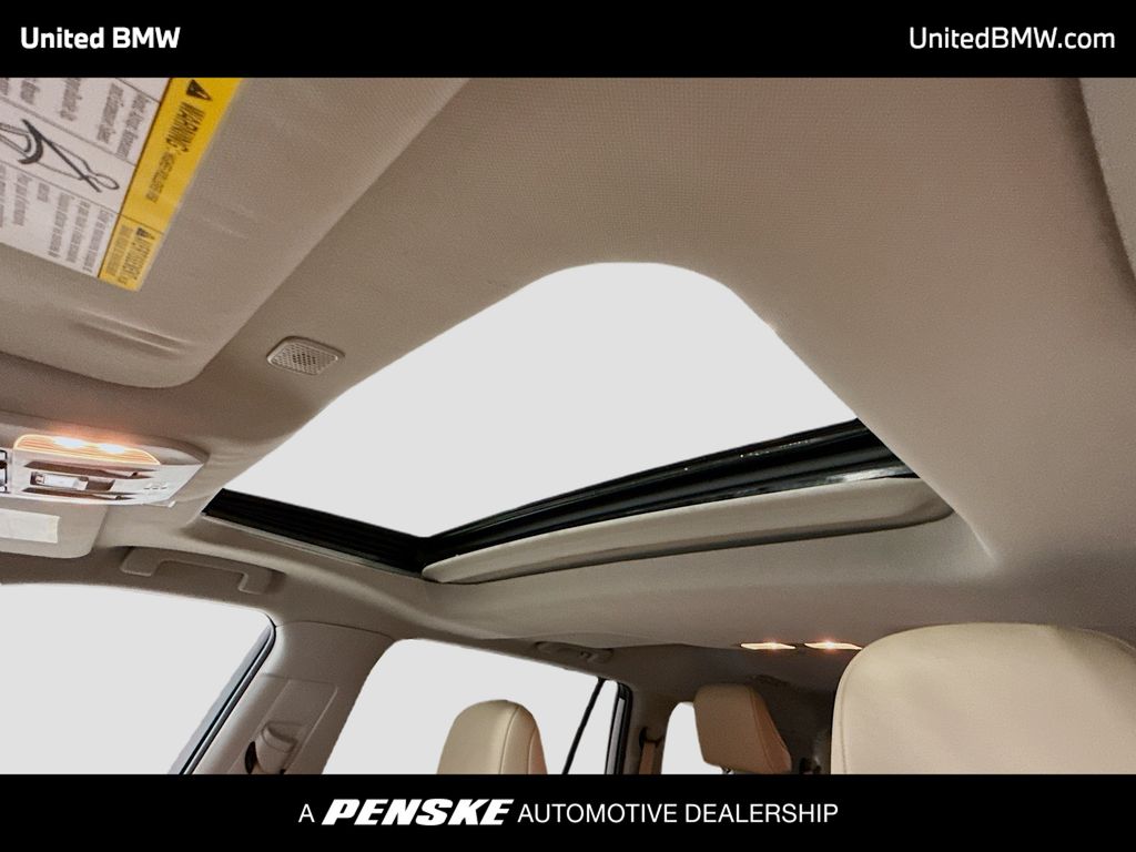 Thumbnail: 2023 Toyota Highlander - 11