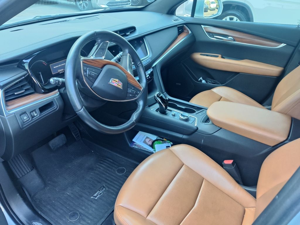 Thumbnail: 2020 Cadillac XT5 - 6