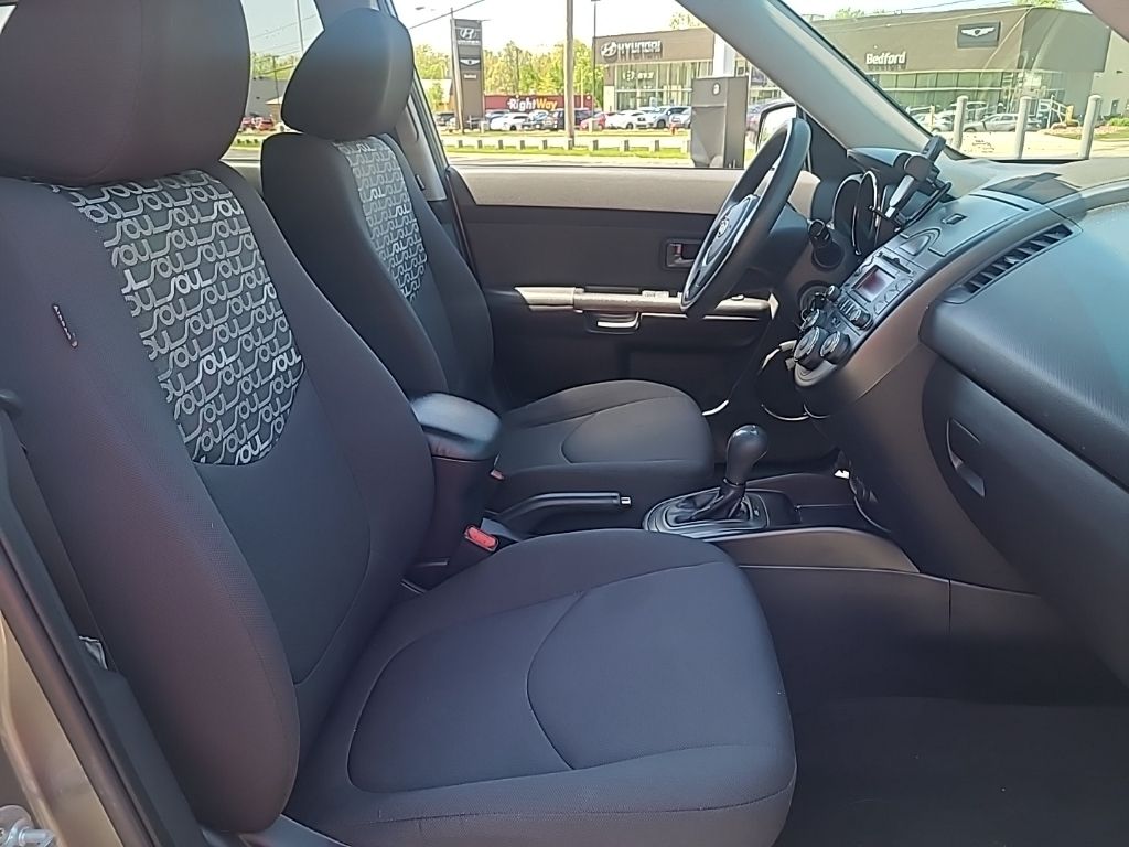 2011 Kia Soul S 6