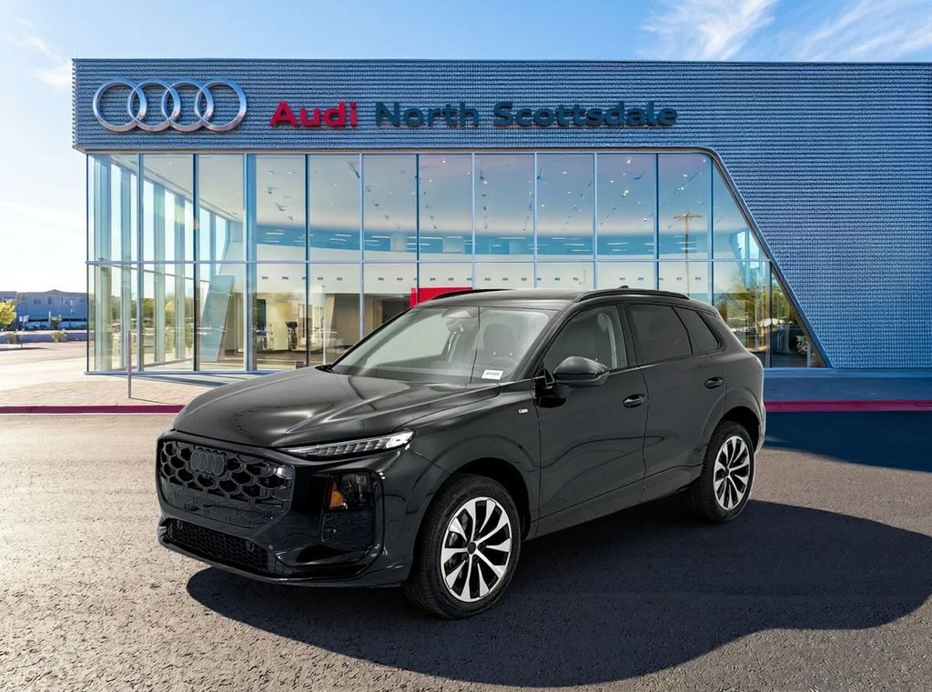 Thumbnail: 2026 Audi Q3 - 1