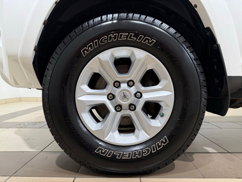 2020 Toyota 4Runner TRD Off Road 9
