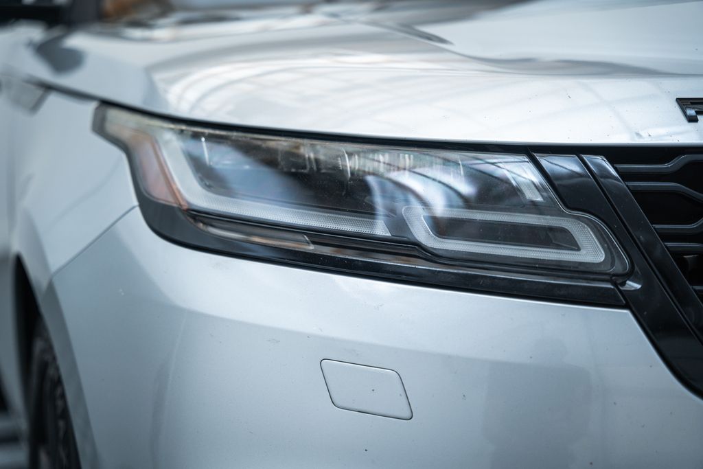 Land RoverRange Rover Velar14
