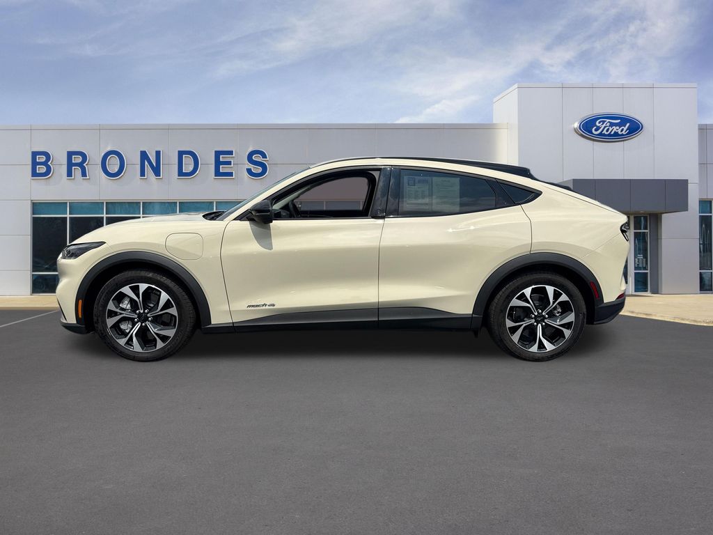 2025 Ford Mustang Mach-E Select AWD