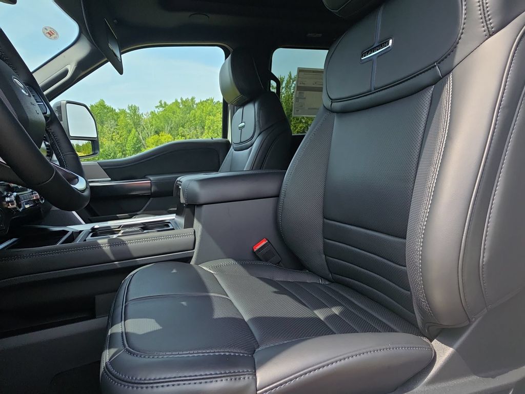 New 2026 Avalanche Ford F-350® Platinum® image 16