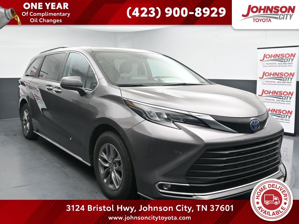 Predawn Gray Mica 2024 Toyota Sienna XLE 7-Passenger FWD Minivan Front-Wheel Drive Continuously Variable Transmission