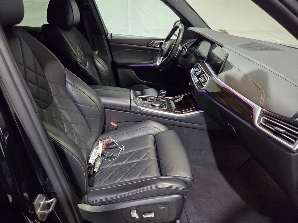 2023 BMW X5 xDrive45e photo