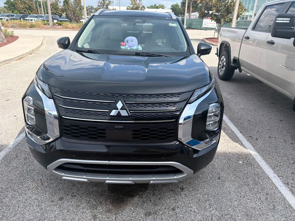 used 2022 Mitsubishi Outlander car, priced at $21,991
