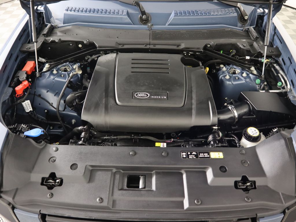 Thumbnail: 2025 Land Rover Defender - 30