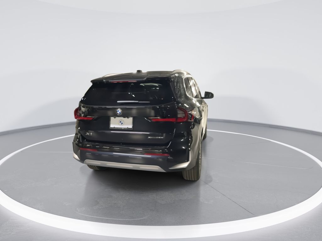 Thumbnail: 2026 BMW X1 - 7