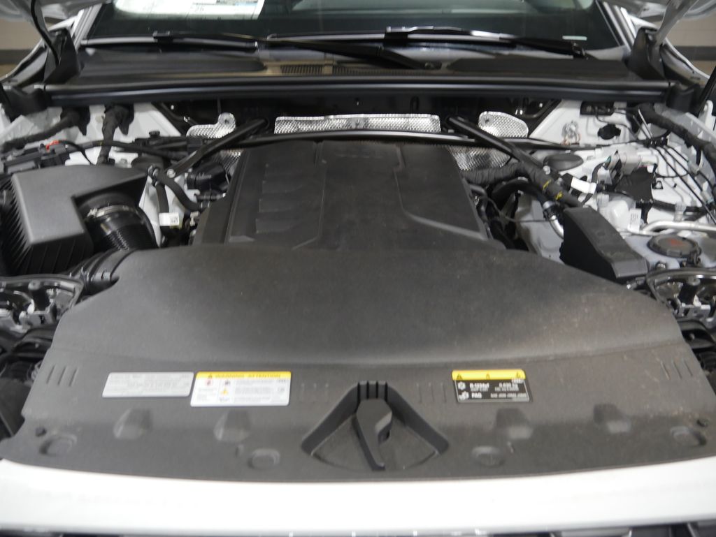 Thumbnail: 2025 Audi Q5 - 10