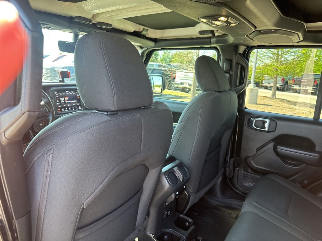 Used Car 2022 Jeep Gladiator  For Sale Under $30,000 In Austin, Texas