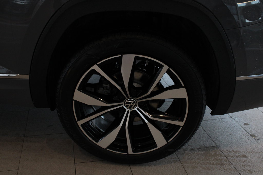 New 2026 Gray Volkswagen SEL Premium R-Line image 26