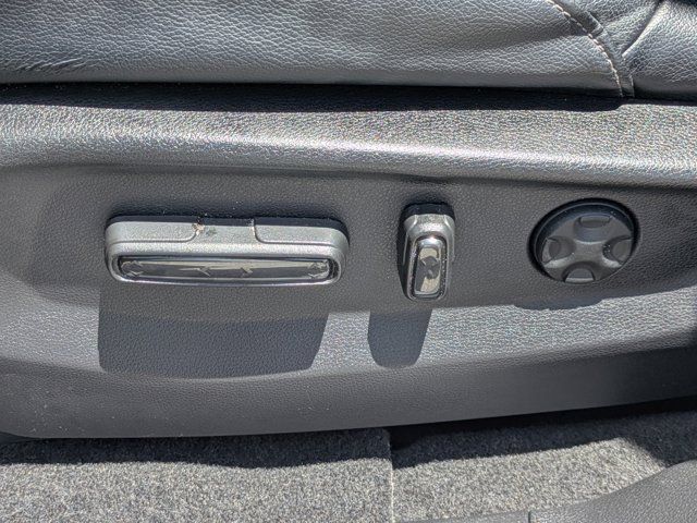 Certified Used 2019 Lunar Silver Metallic Honda EX-L image 19