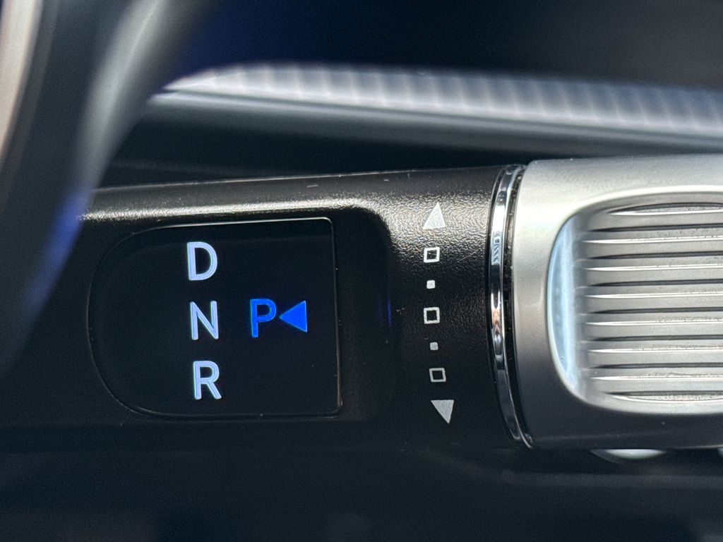 Certified Used 2024 Black Hyundai SE Standard Range image 24