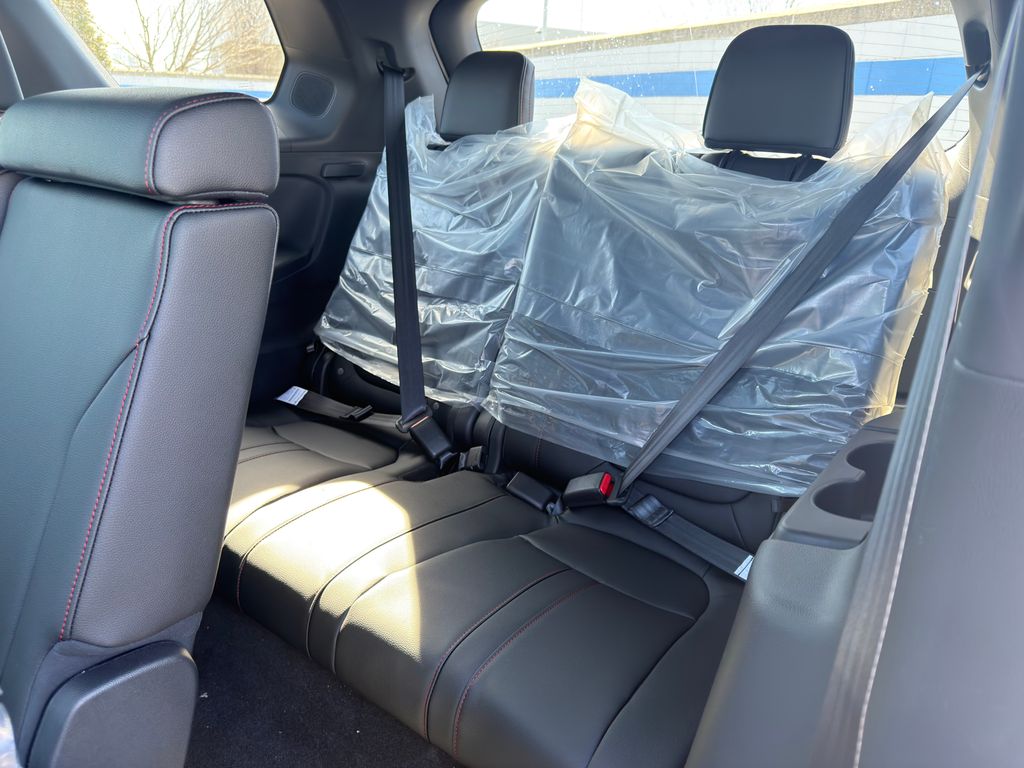 Thumbnail: 2026 Honda Pilot - 22