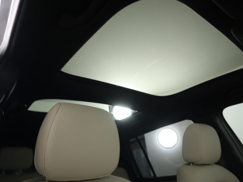 Thumbnail: 2026 Mercedes-Benz GLB - 19