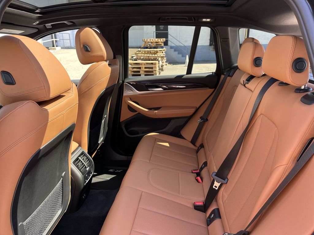 Thumbnail: 2022 BMW X3 - 23