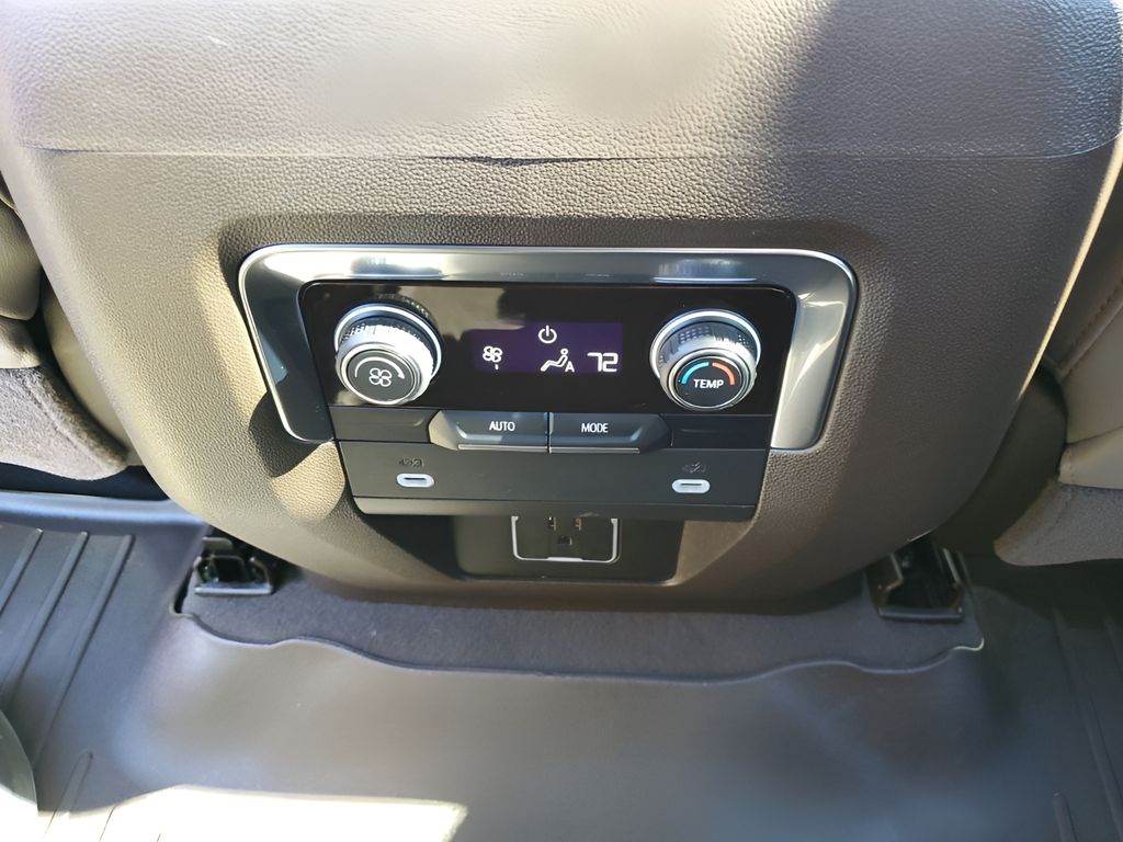 Used Car 2021 Chevrolet Suburban  Z71 For Sale Under $60,000 In Austin, Texas