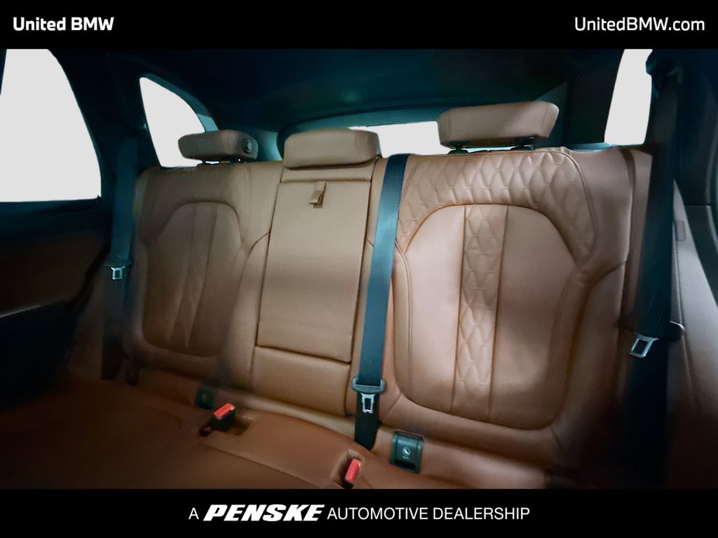 Thumbnail: 2026 BMW X5 - 13