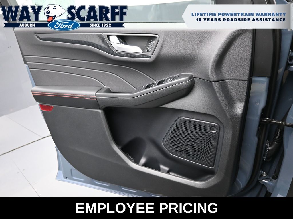 2025 Ford Escape ST-Line