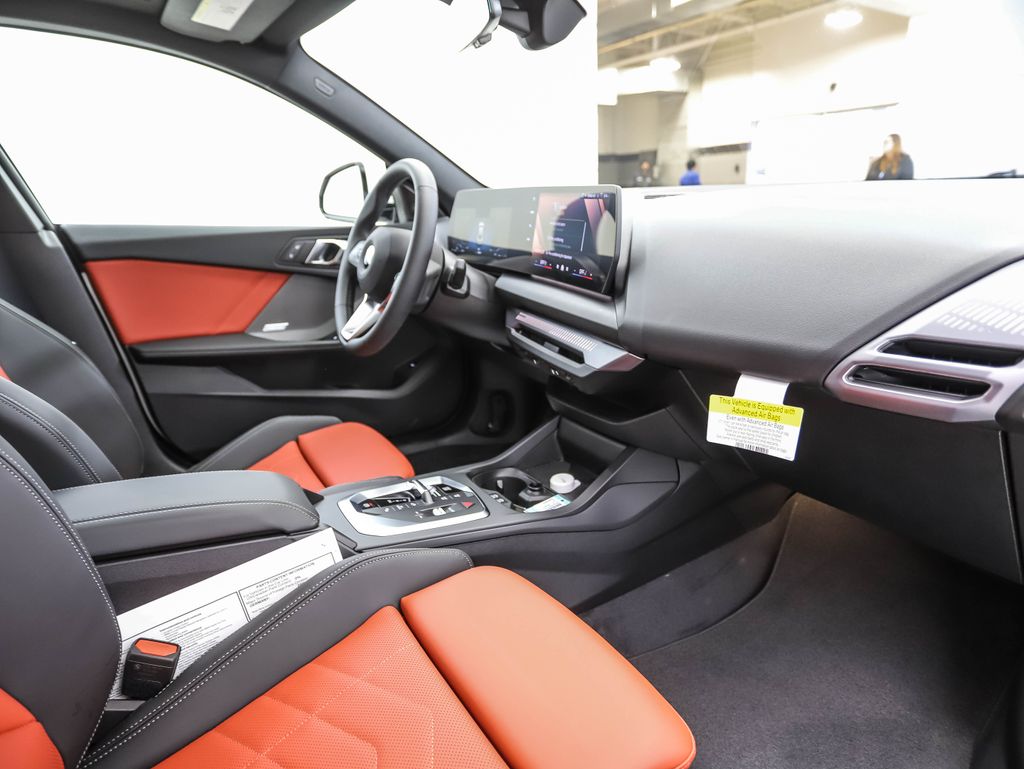 Thumbnail: 2025 BMW 2 Series - 30